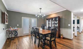 907 BROADMOOR St, Amarillo, TX 79106