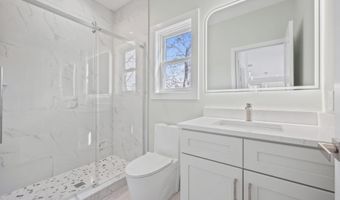 175 Brennan Concourse, Bayville, NJ 08721