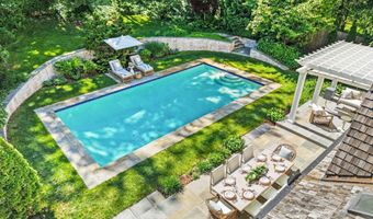 540 Rock Creek Dr, Ann Arbor, MI 48104