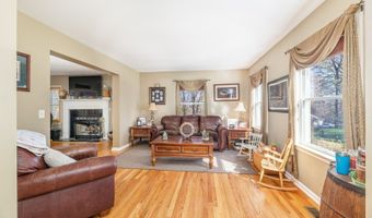 42 Mordaunt Rd, Alloway, NJ 07462