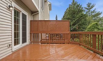 7035 KINGS MANOR Dr, Alexandria, VA 22315