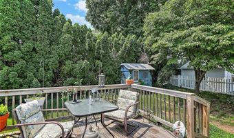141 Cornell St, Cranston, RI 02920