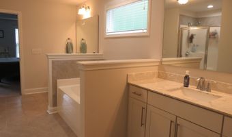 222 Vanderbuilt Ct, Aberdeen, NC 28315
