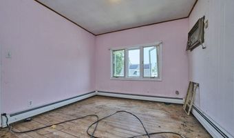 15 Hamilton St, Boston, MA 02136