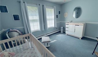 20 Canton Ct, Cranston, RI 02921