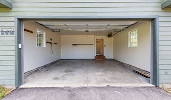 68 KELLY Ln, Alpine, WY 83128