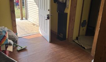 885 N Market St, Andrews, IN 46702