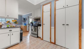 600 Vine Cir, Bay St. Louis, MS 39520