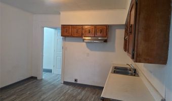 1535 E 13th St, Des Moines, IA 50316