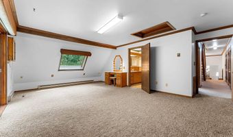 E5401 12TH Road, Algoma, WI 54201