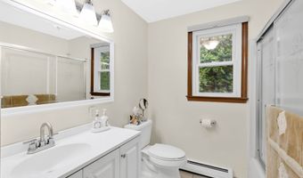 93 Burnham St, Berlin, CT 06037