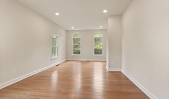 43864 ASHLAWN Ct, Ashburn, VA 20147