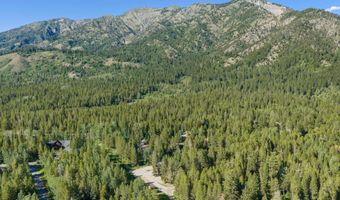 9 PINE St, Alpine, WY 83128