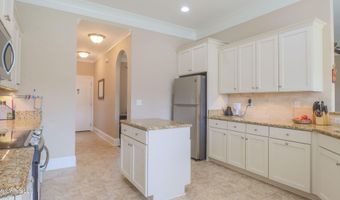 2939 Cypress Creek Dr, D'Iberville, MS 39540