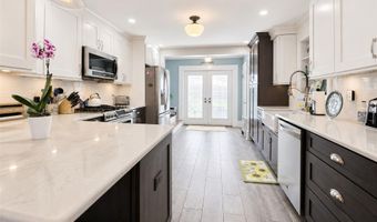 9 Ocean Ave, Amityville, NY 11701