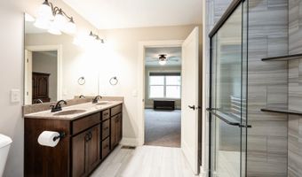 118 N 7th St, Adel, IA 50003