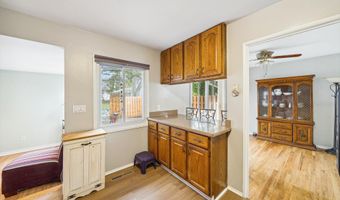 2996 Lakeview Dr, Ann Arbor, MI 48103