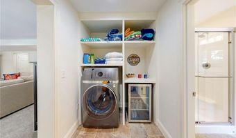 1 Northwest Psge, Barrington, RI 02806