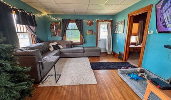 417 4th St S, Alpena, SD 57312