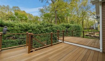 329 Wickham Rd, North Kingstown, RI 02852