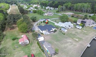 111 Waterway Ct, Aydlett, NC 27916