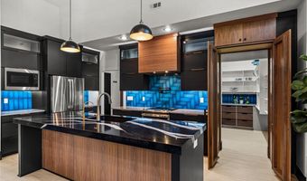 1011 NW Vaughn Rd, Bentonville, AR 72713