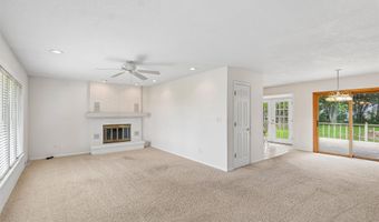 1405 Nile Kinnick Dr S, Adel, IA 50003