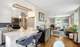 4220 32ND St S, Arlington, VA 22206