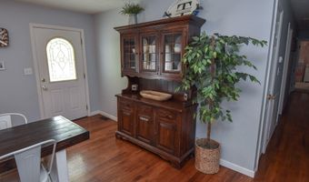 1579 Van Buren Rd, Barnesville, GA 30204