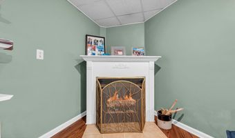 76 Pape Dr, Atlantic Highlands, NJ 07716