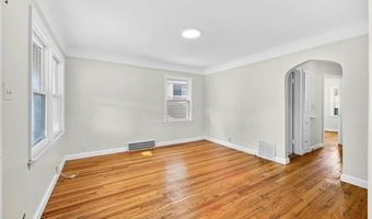 7910 Orchard Ave, Dearborn, MI 48126