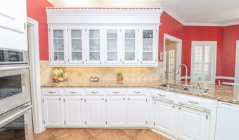 106 Glenside Dr, Brandon, MS 39042