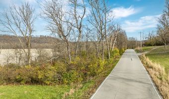 1 Hartford Pike, Aurora, IN 47001