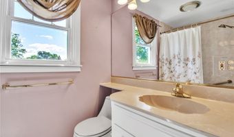 92 Dan Troy Dr, Amherst, NY 14221
