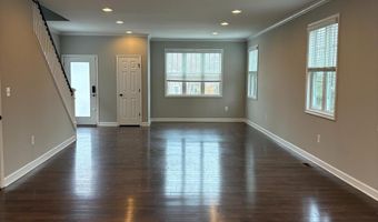 6445 FIRST St, Alexandria, VA 22312