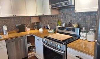 471 Getaway Ln, Baxley, GA 31513