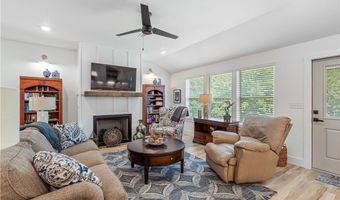 4 Callander Ln, Bella Vista, AR 72715