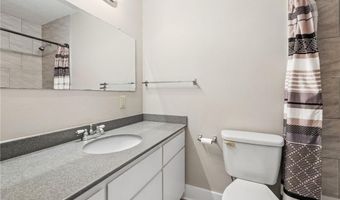 1208 NE 3Rd St, Bentonville, AR 72712