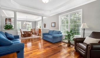 55 Cedar Crest Ln, Auburn, NH 03032