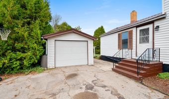 285 Division St, Algoma, WI 54201