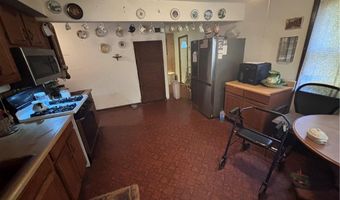 200 S 3rd St, Arma, KS 66712