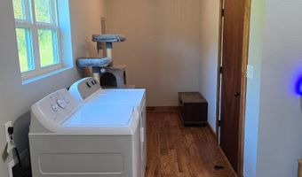 2055 E Church St, Altus, AR 72821