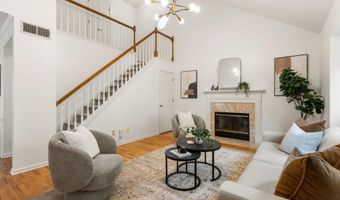 310 Somerlane Pl, Avondale Estates, GA 30002