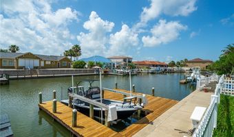1025 Pompano Dr, Aransas Pass, TX 78336