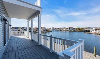 42 Carlyle Dr, Bayville, NJ 08721