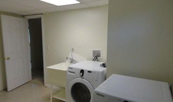 7821 CAYUGA Ave, Bethesda, MD 20817