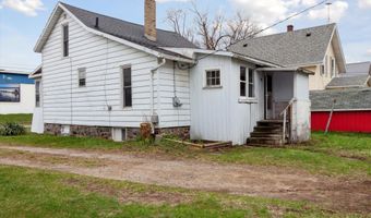 724 Bridge Ave, Alma, MI 48801