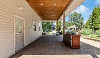 2351 Mallard Rd, Akron, OH 44319