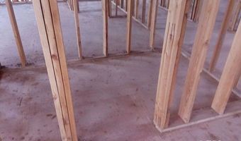 185 W Warren Ave, Colorado City, AZ 86021