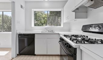10626 WEYMOUTH St 10626, Bethesda, MD 20814
